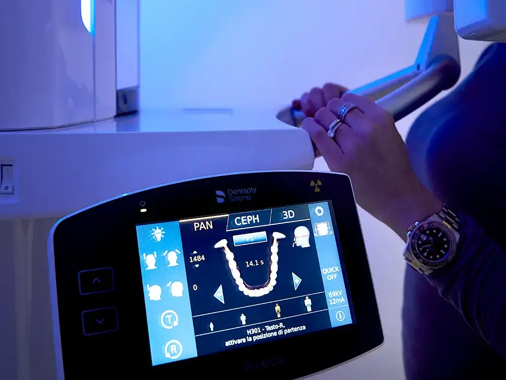 Transparent Orthodontics - VERCELLI 42 Dental Practice, Milan
